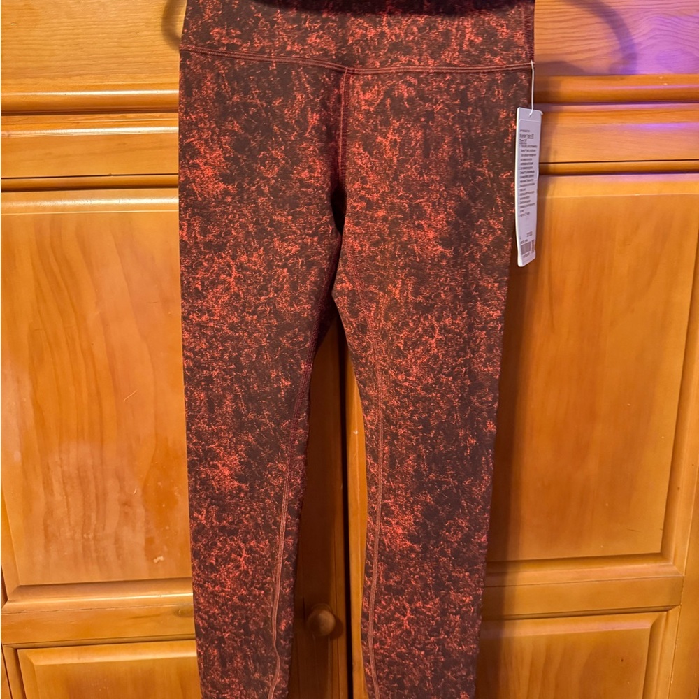 Lululemon Athletica Red and Black Leggings NWT